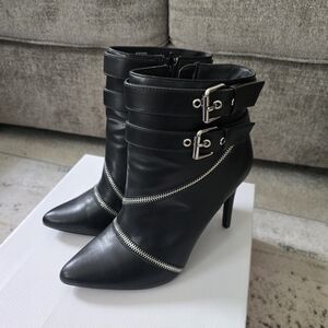 JustFab Black Heeled Boots with Buckle and Zipper